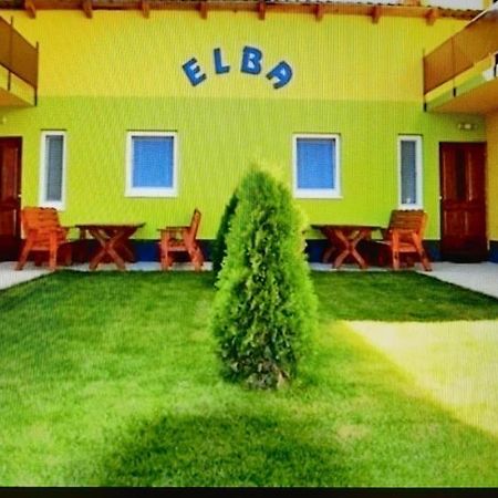 Apartmány ELBA Veľký Meder Exteriér fotografie