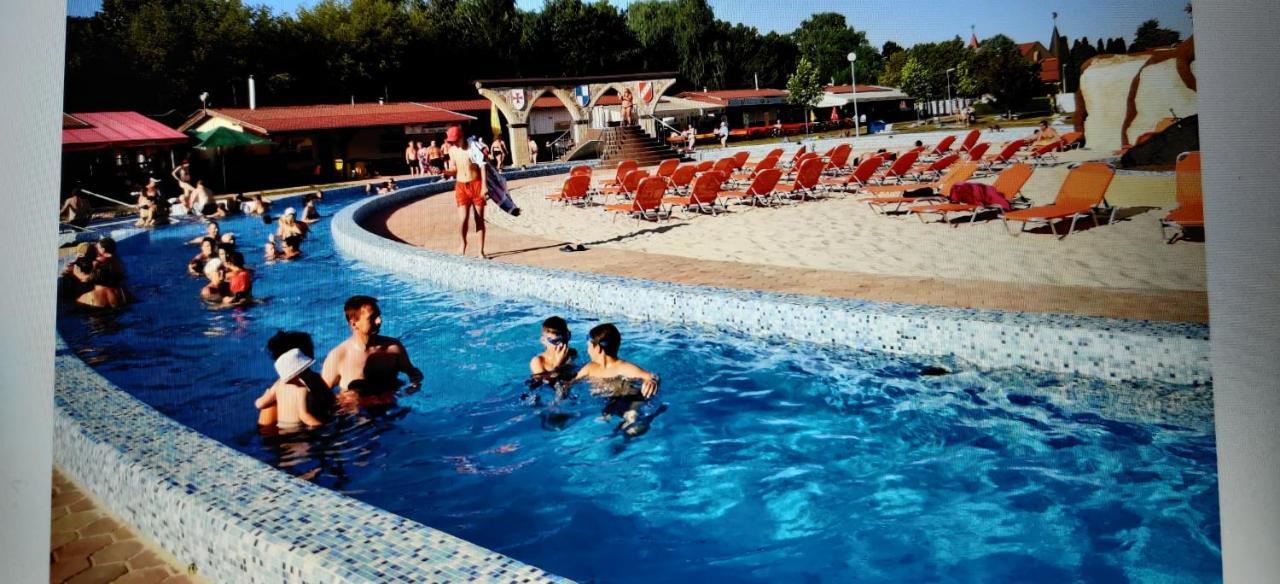 Apartmány ELBA Veľký Meder Exteriér fotografie