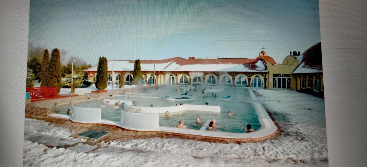 Apartmány ELBA Veľký Meder Exteriér fotografie